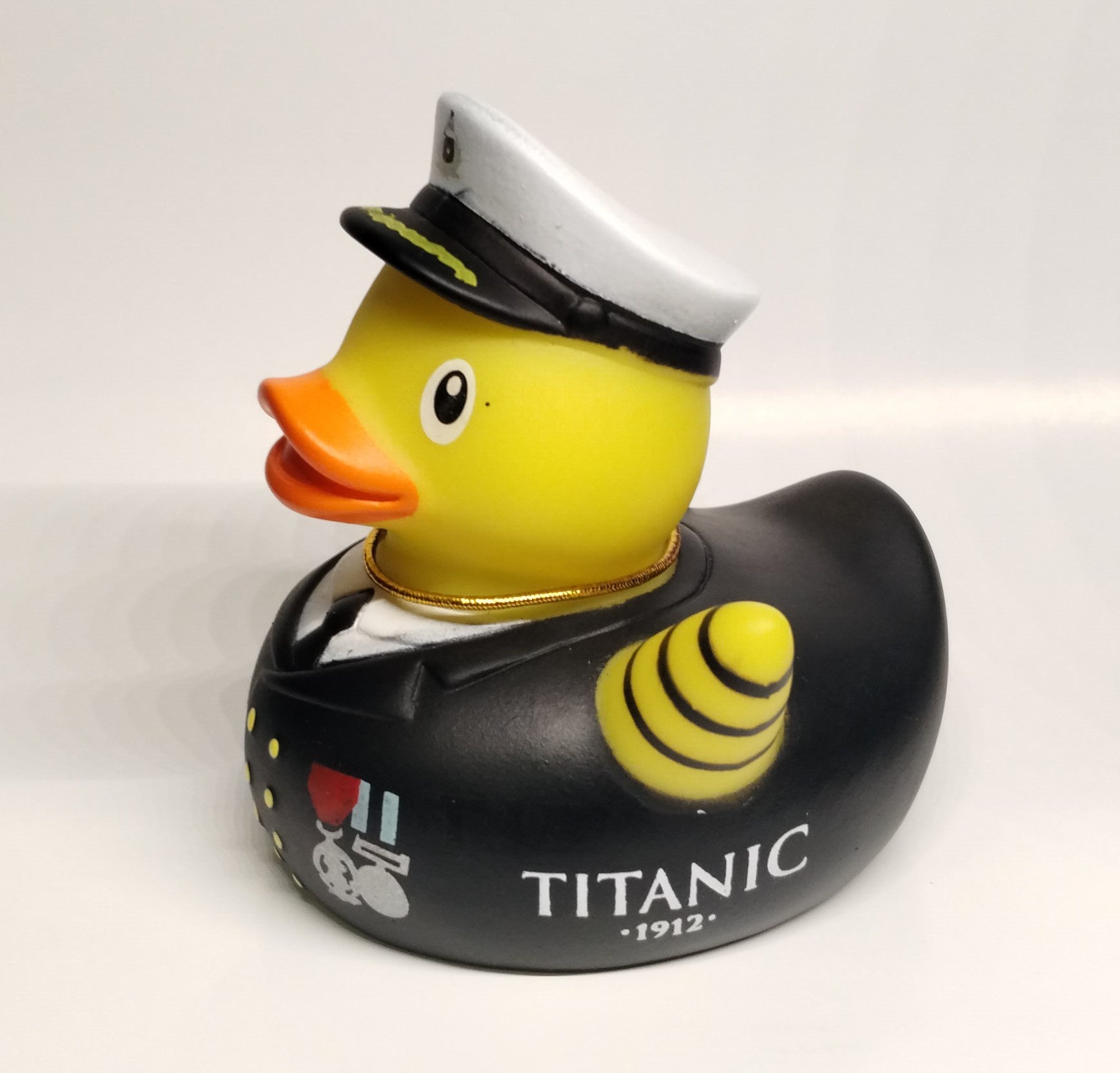 Titanic Officer Duck